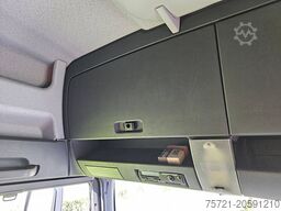 MAN 26.440 TGA LX 6X2 SIDE DOORS