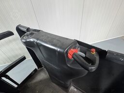 LINDE V 10 /  * DEMO !! DOUBLE steering !!