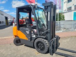 Doosan G30P-7