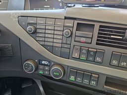 Volvo FH 16.750 6x2-4 / LIFT - STEERING AXLE