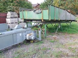 Vecoplan feeding table for shredder 