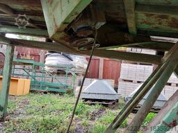 Vecoplan feeding table for shredder 