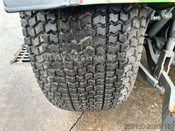 FENDT 250 SA 4x4 Fronthydraulik Rasenbereifung