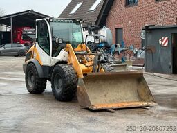 LIEBHERR L506C Schaufel/Palettengabel