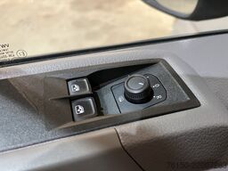 VW Crafter 35 2.0 TDI L3H3 140 PK Automaat / Euro ...