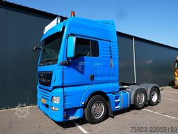 MAN TGX 26.460 6x2 tractor unit 674.600km