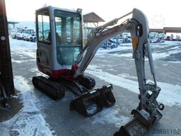 Takeuchi TB 216 mit POWERTILT