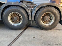 Volvo FH 16.750 8x4/4