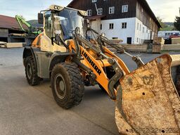 Liebherr L526