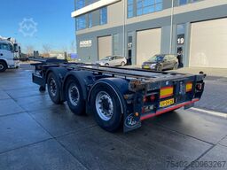Renders Euro 800 3DFCST 45FT / 1x Lift Axle / 2x Extend...