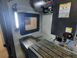 LEADWELL Mill V-32AF