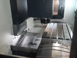 LEADWELL Mill V-32AF