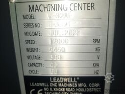 LEADWELL Mill V-32AF