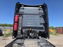 IVECO 570 S-Way LL, Leder, Retarder, nur 130.986 Km!!