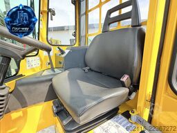 Combilift C3000 GAS TRIPLEX 6400 ONLY 953H CABIN