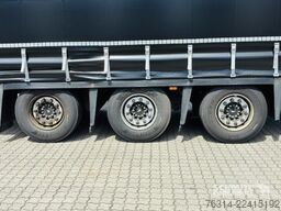 Schmitz Cargobull Curtainsider Mega Getränke