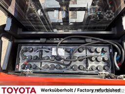 Toyota SPE 120 L / Akku überh.!