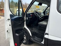 IVECO 35C18V Daily Servicewagen Sortimo