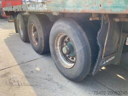 Flandria Plateau Trailer with Tiwst-Locks / SAF