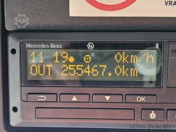 MERCEDES-BENZ ANTOS 1824 CARRIER TAILLIFT