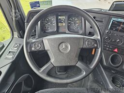 MERCEDES-BENZ ANTOS 1824 CARRIER TAILLIFT