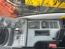 Hitachi ZX 210 LC-6/Originalstunde 7610