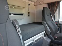 DAF XF 450 6x2 tractor unit