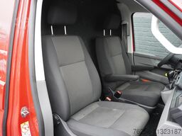 Volkswagen Transporter 2.0 TDI 150PK Automaat EURO 6 - Air...