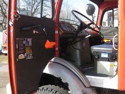 MERCEDES-BENZ LAF 1113 B Servo Feuerwehr Rüstwagen RW2 Bachert