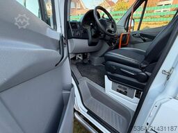 MERCEDES-BENZ Sprinter 314 BlueTEC 9Sitze Motor baut Druck auf