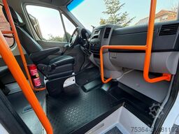 MERCEDES-BENZ Sprinter 314 BlueTEC 9Sitze Motor baut Druck auf