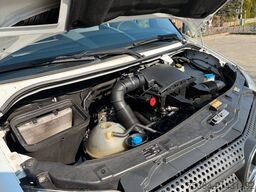 MERCEDES-BENZ Sprinter 314 BlueTEC 9Sitze Motor baut Druck auf