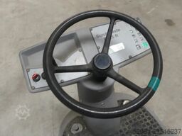 Hako Scrubmaster B115 R