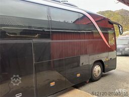 Setra S411 tour bus w/ 29+2+1 seats and winter tires. Lo