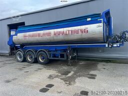 Langendorf 3 axle asphalt semi w/ Hydraulic canopy