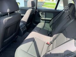 BMW 320d xDrive kombi .