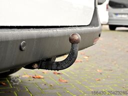 Mercedes-Benz Vito 110 CDI Kasten Worker Lang AHK DAB Klima