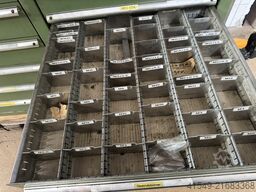 UNBEKANNT 45 Schubladen