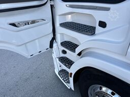 SCANIA 660S V8 FULL PNEUMATIC 2+2