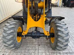 JCB 406 / 2018 BJ / 2.320 H / Schaufel + Gabel