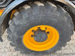 JCB 406 / 2018 BJ / 2.320 H / Schaufel + Gabel
