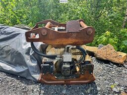 Stanley HS11000 Vibro plate w/ S70 attachment.