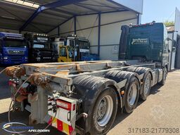 Volvo FMX 500 8x4 Naafreductie, Dynamic steering