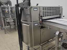 Rademaker midrange croissant machine + V moulder