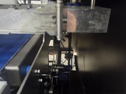 Rademaker midrange croissant machine + V moulder