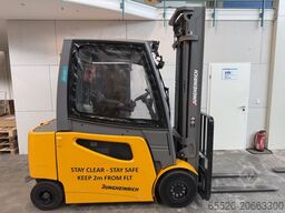 Jungheinrich EFG 425 SP / AKKU 92 % / 3292 Std.
