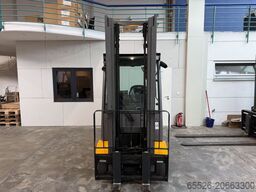 Jungheinrich EFG 425 SP / AKKU 92 % / 3292 Std.