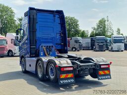 Volvo FH 13.500 Globetrotter XL 6x2 - Custom interior...