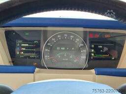 Volvo FH 13.500 Globetrotter XL 6x2 - Custom interior...