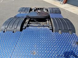 Volvo FH 13.500 Globetrotter XL 6x2 - Custom interior...